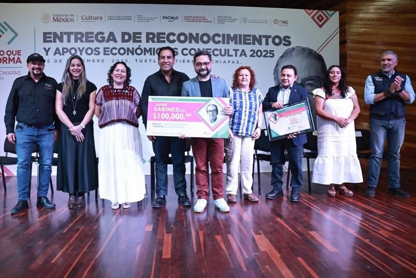 Eduardo Ramírez encabeza entrega de reconocimientos y apoyos económicos ...